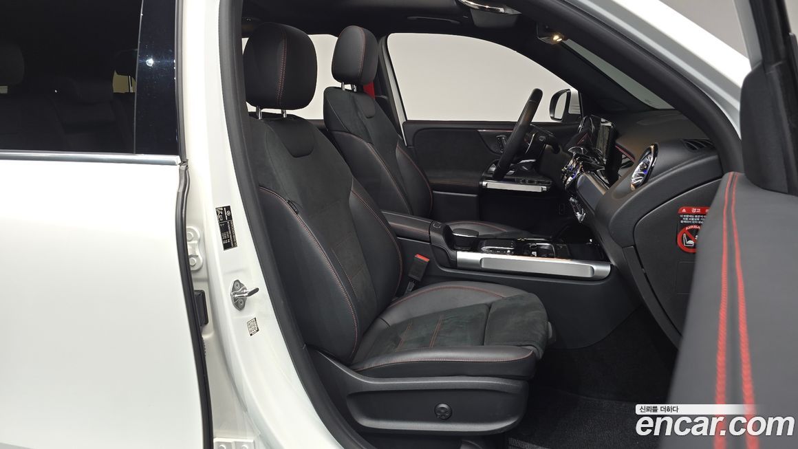 Mercedes-Benz GLB-Class 2022