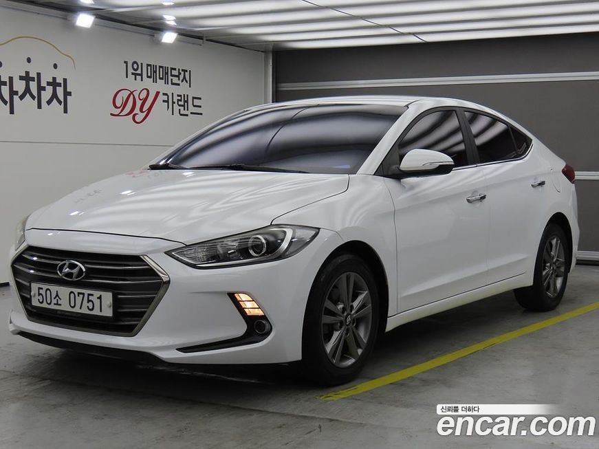 Hyundai AVANTE 2016