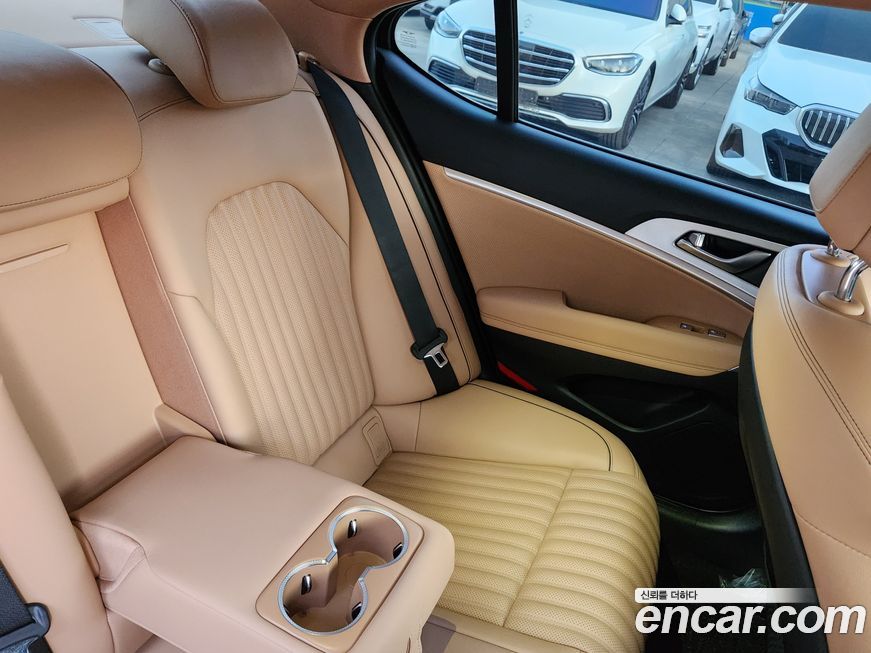 Genesis G70 2024