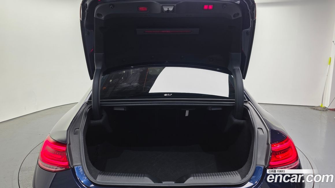 Mercedes-Benz CLS-Class 2021