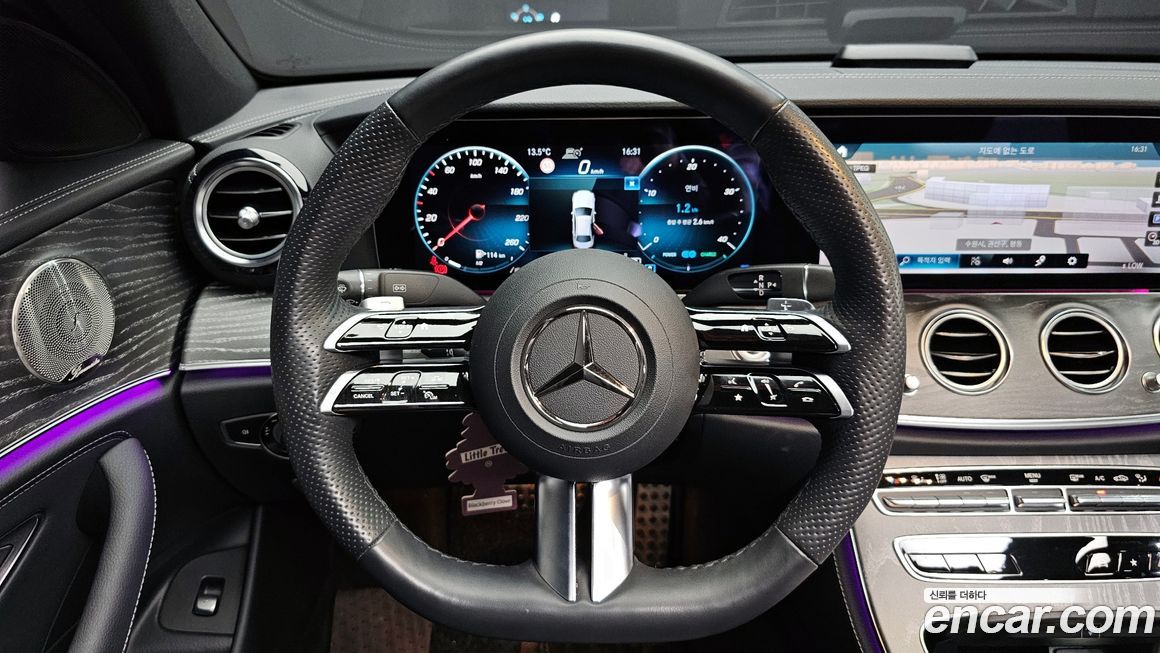 Mercedes-Benz E-Class 2023