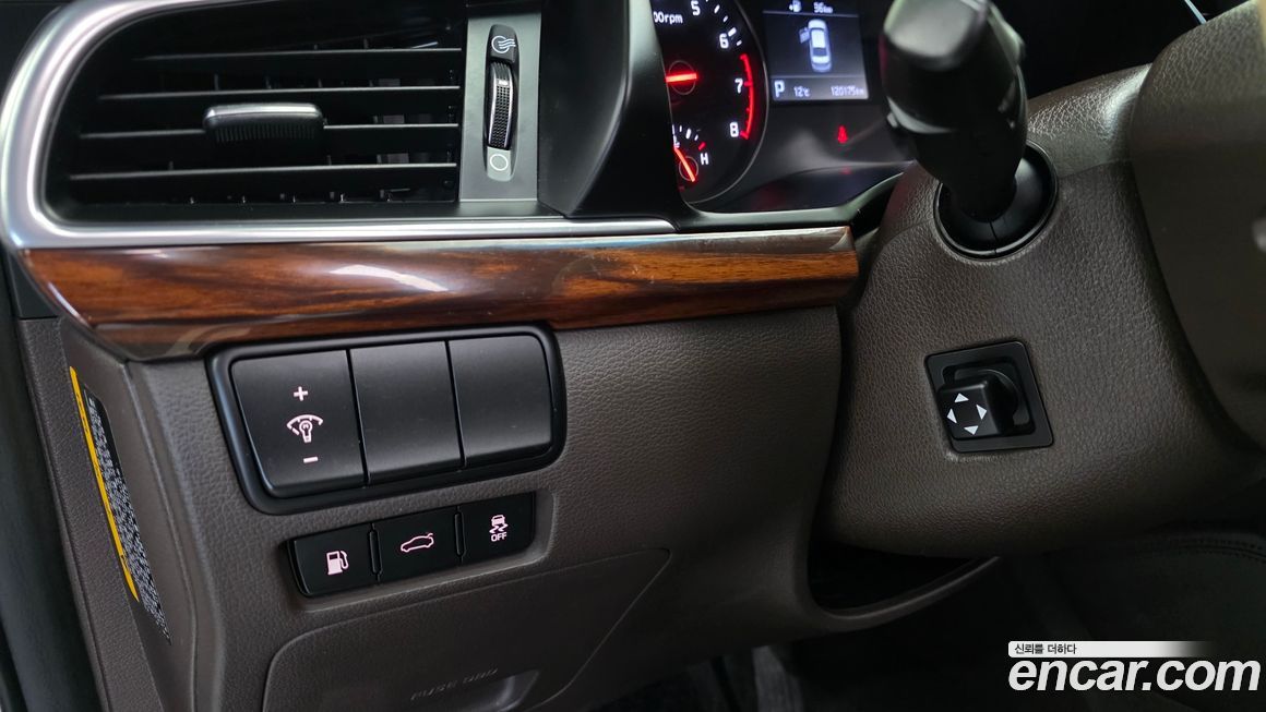 Kia K7 2016