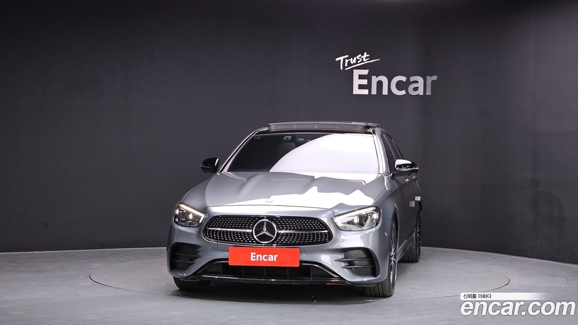 Mercedes-Benz E-Class 2023