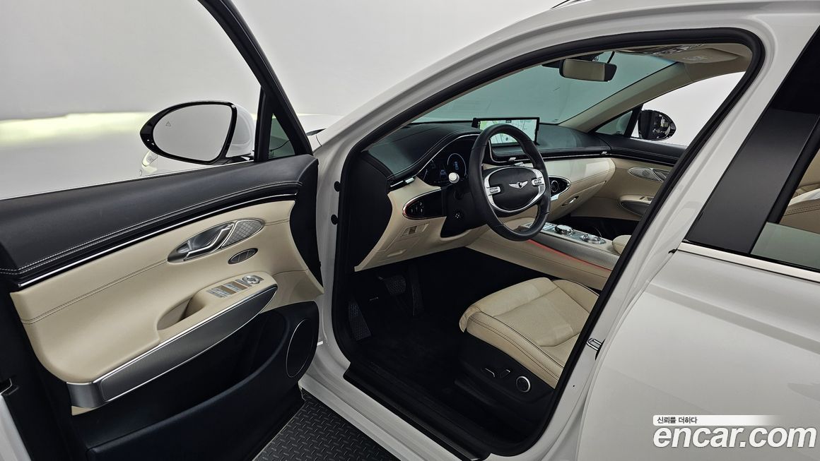 Genesis GV70 2023