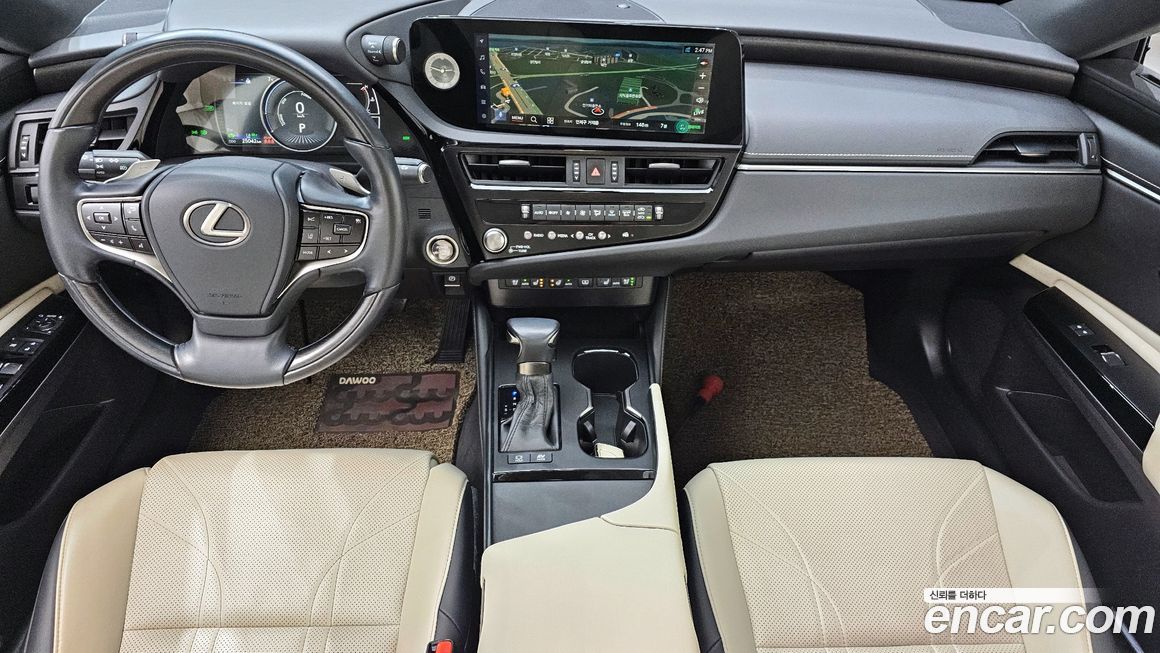 Lexus ES 2023