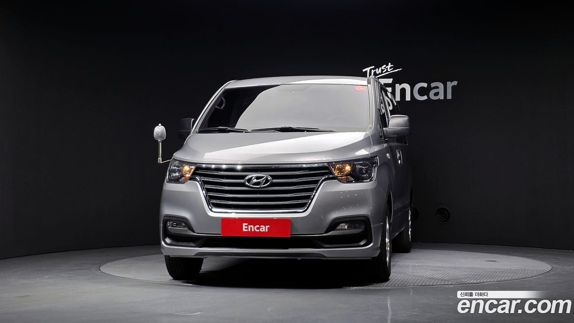 Hyundai Starex 2019