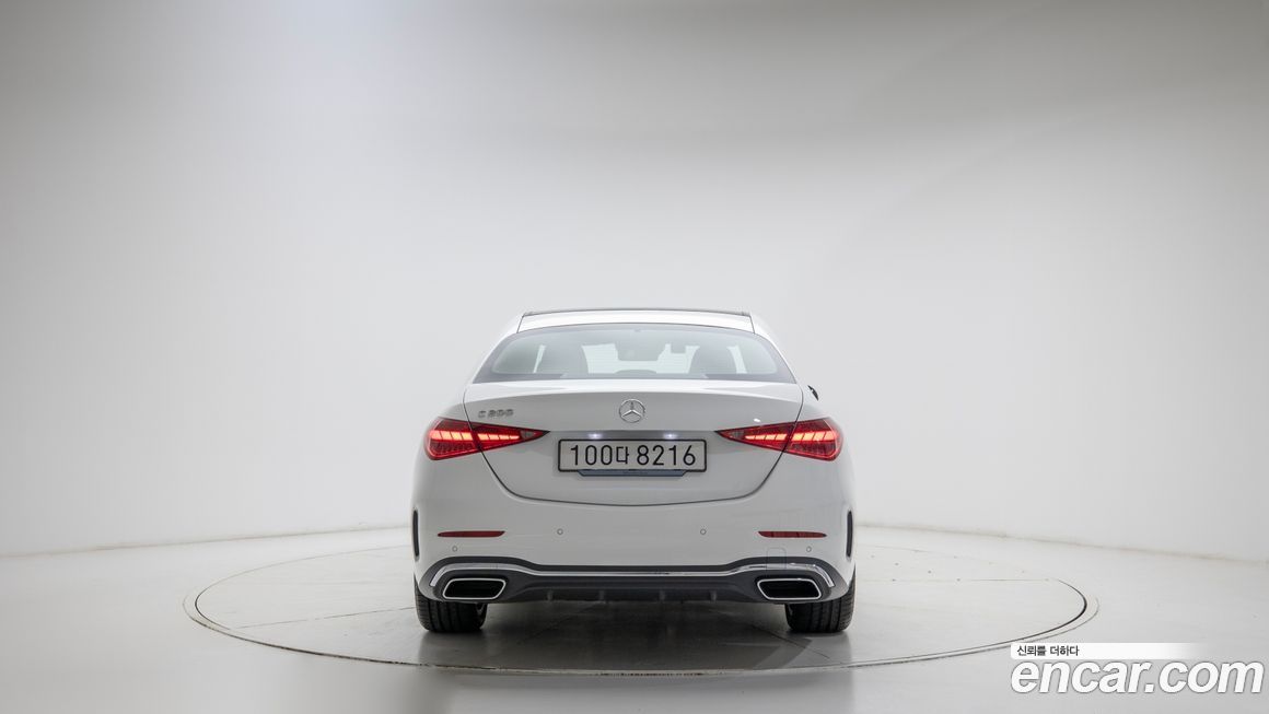 Mercedes-Benz C-Class 2025