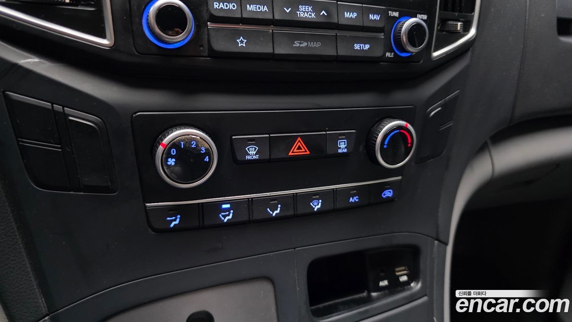 Hyundai Starex 2019