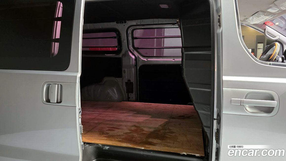 Hyundai Starex 2019