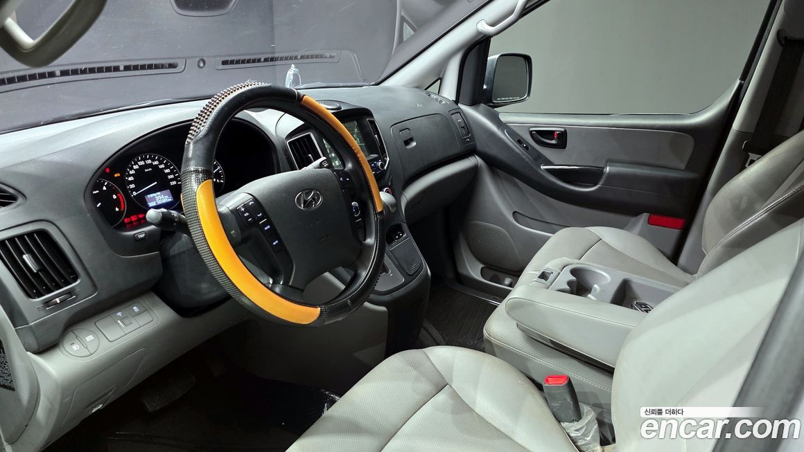 Hyundai Starex 2019