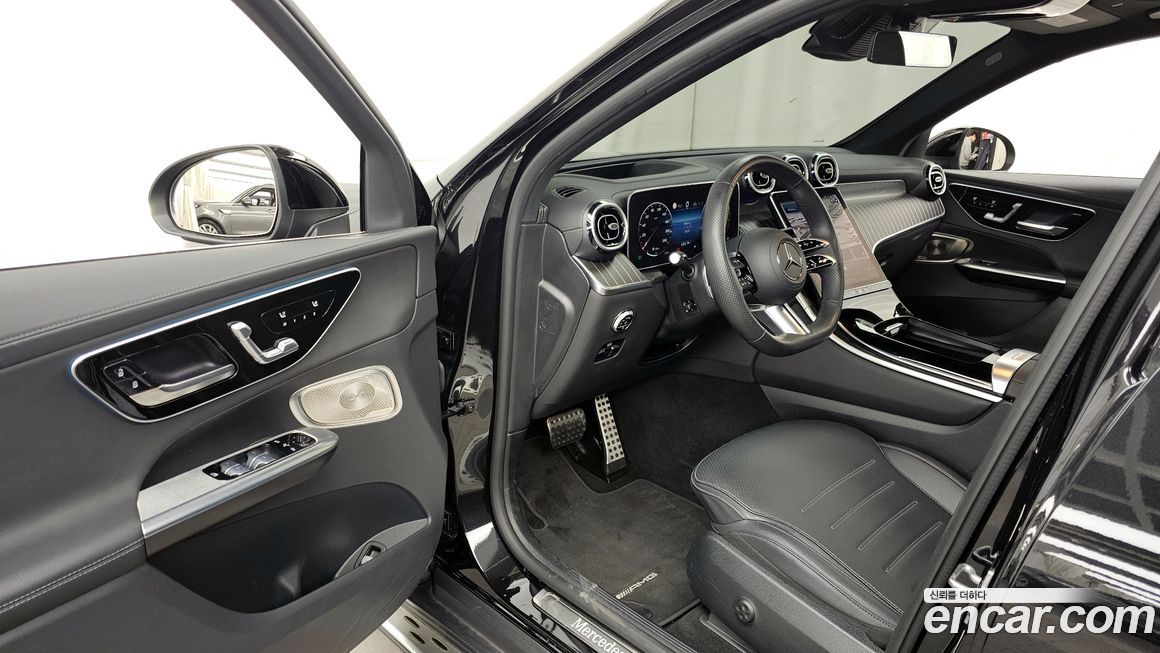 Mercedes-Benz GLC-Class 2024