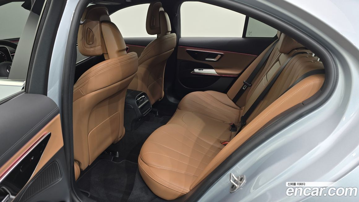 Mercedes-Benz E-Class 2025