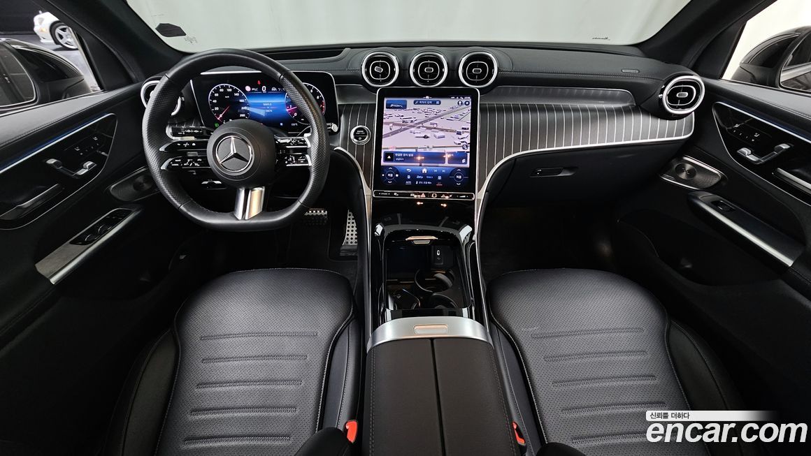 Mercedes-Benz GLC-Class 2024