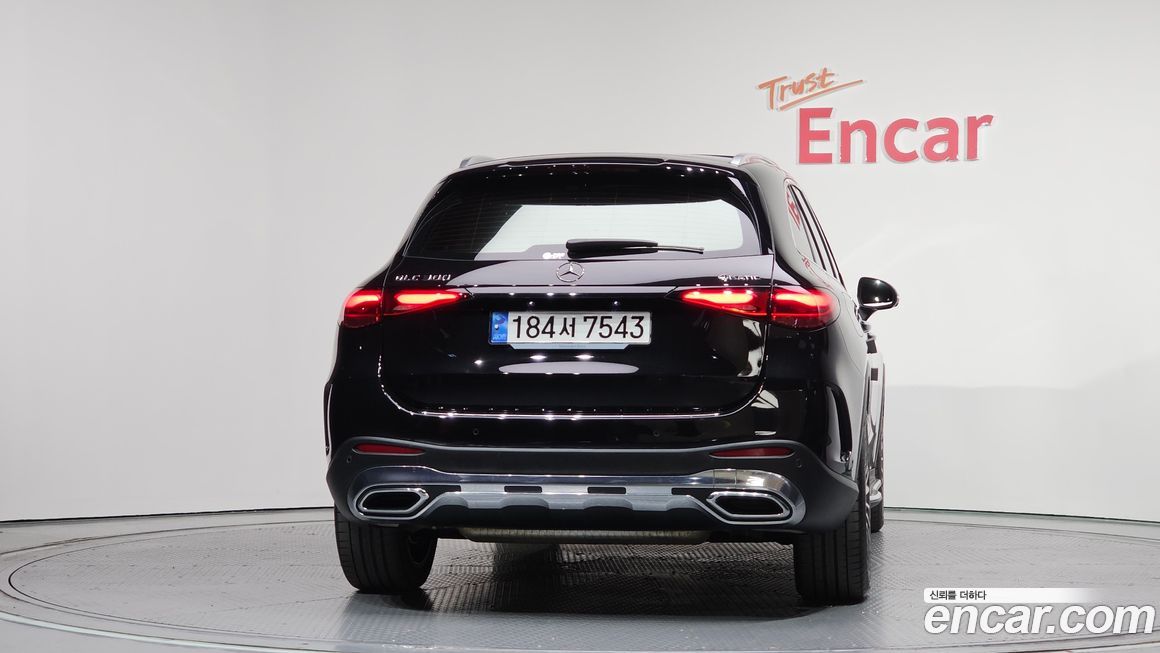 Mercedes-Benz GLC-Class 2024