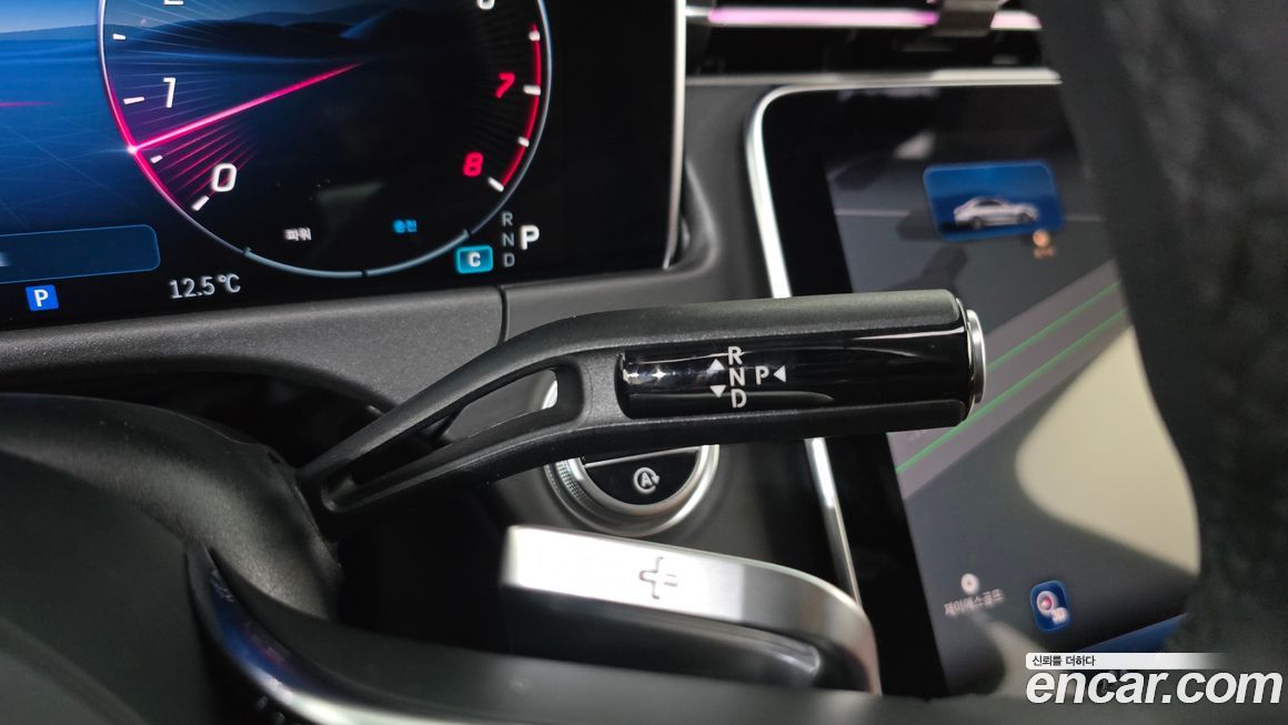 Mercedes-Benz E-Class 2025