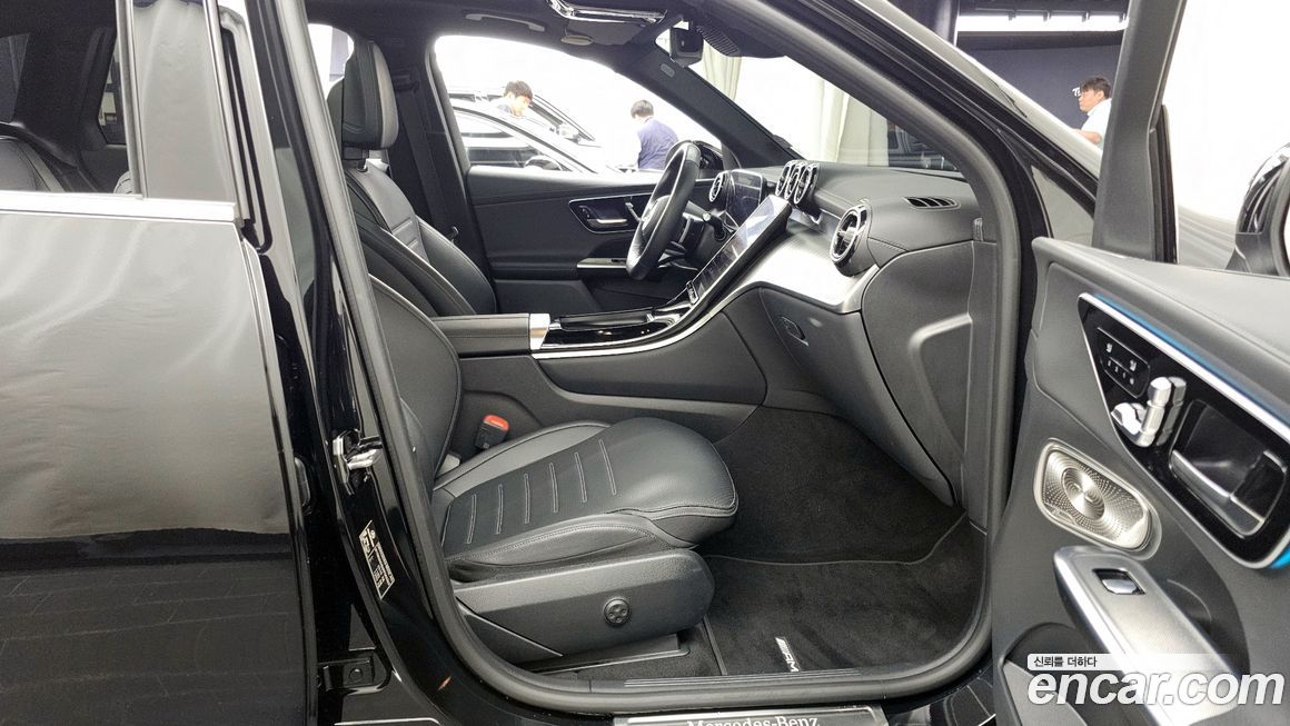 Mercedes-Benz GLC-Class 2024