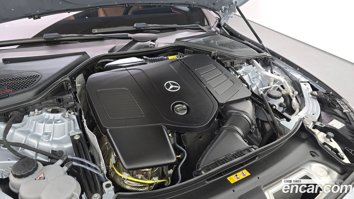 Mercedes-Benz E-Class 2025