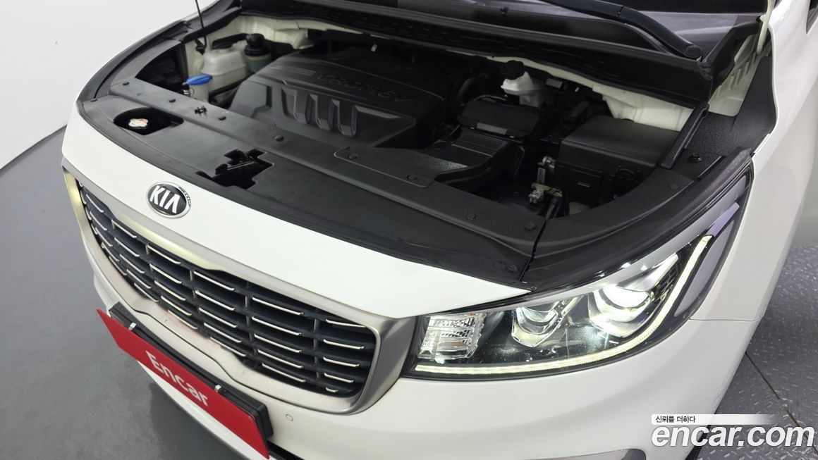 Kia Canival 2019