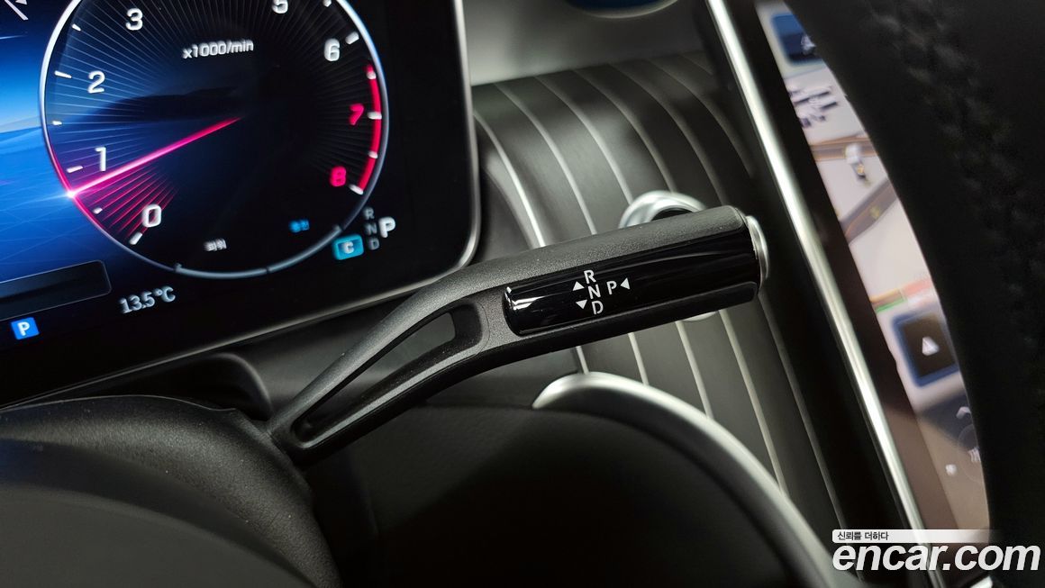 Mercedes-Benz GLC-Class 2024