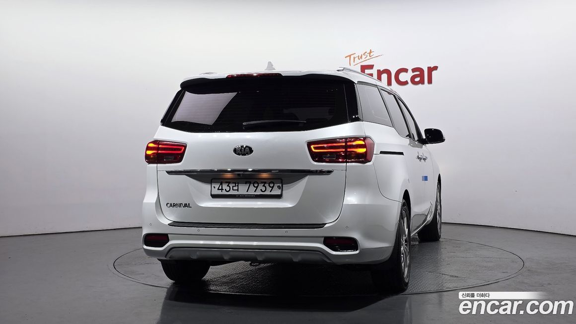 Kia Canival 2019