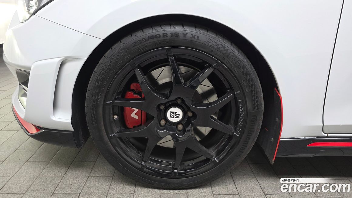 Hyundai Veloster 2020