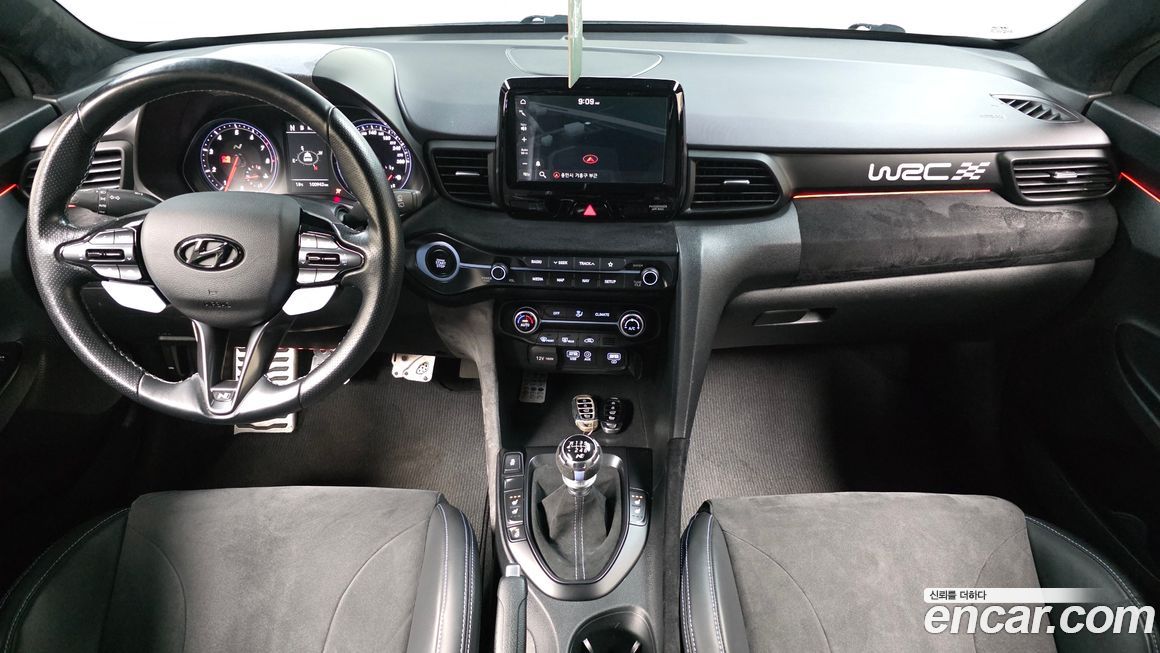 Hyundai Veloster 2020