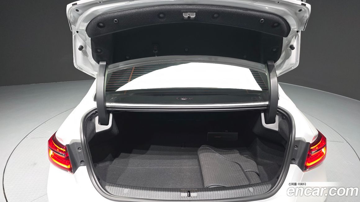 Renault-KoreaSamsung SM6 2023