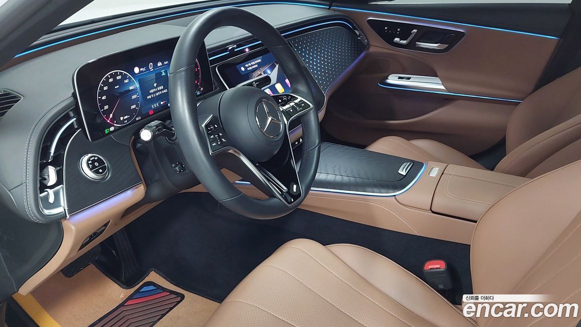 Mercedes-Benz E-Class 2024