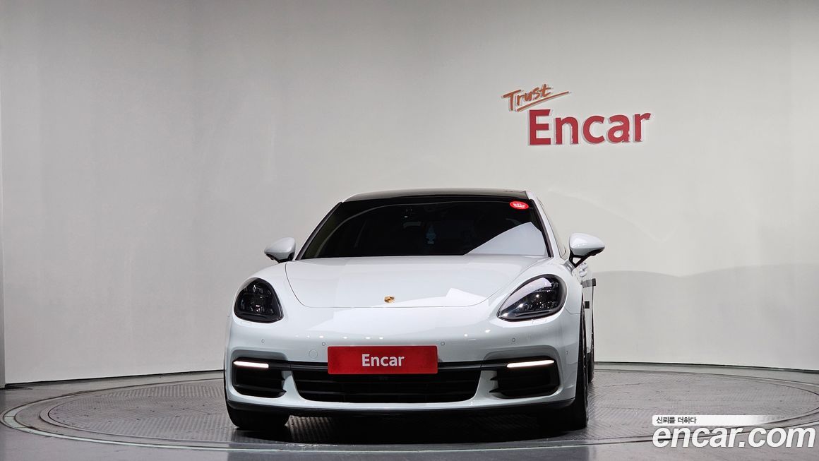 Porsche Panamera 2018