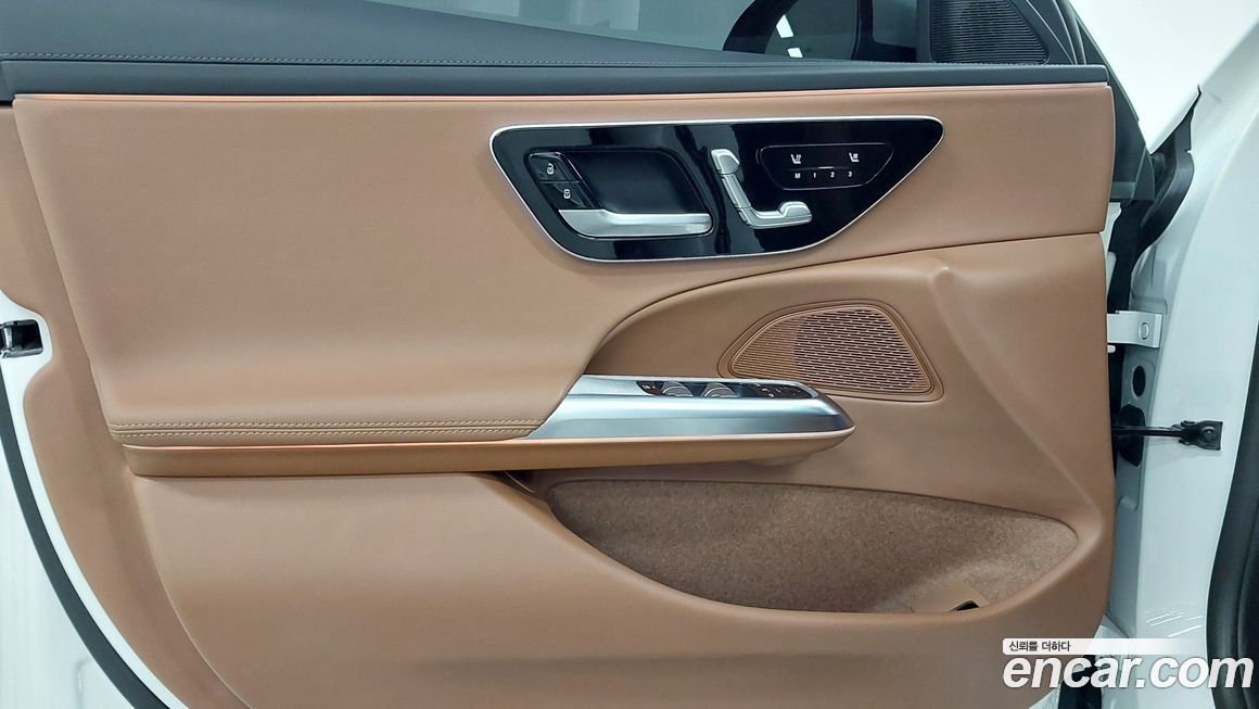 Mercedes-Benz E-Class 2024