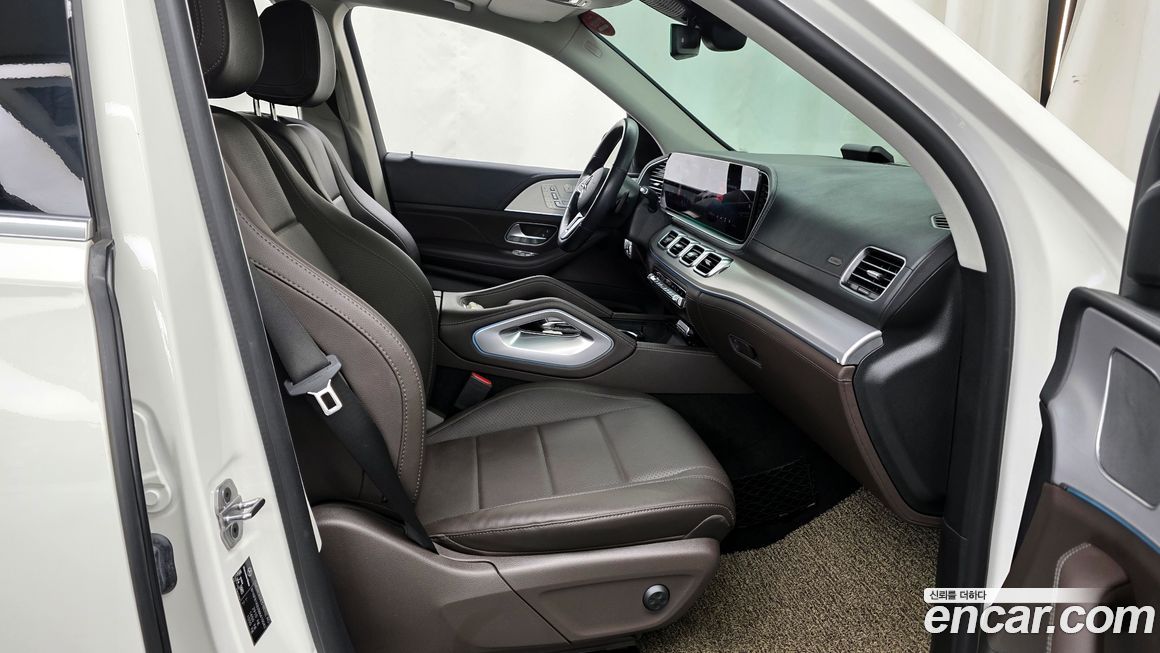 Mercedes-Benz GLE-Class 2021