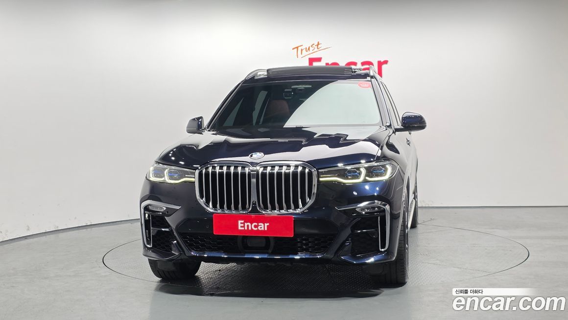 BMW X7 2021