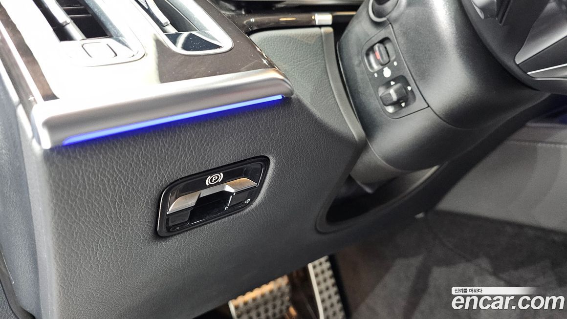 Mercedes-Benz S-Class 2022