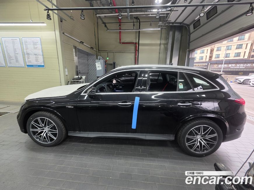 Mercedes-Benz GLC-Class 2026