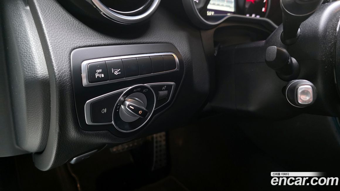 Mercedes-Benz C-Class 2017