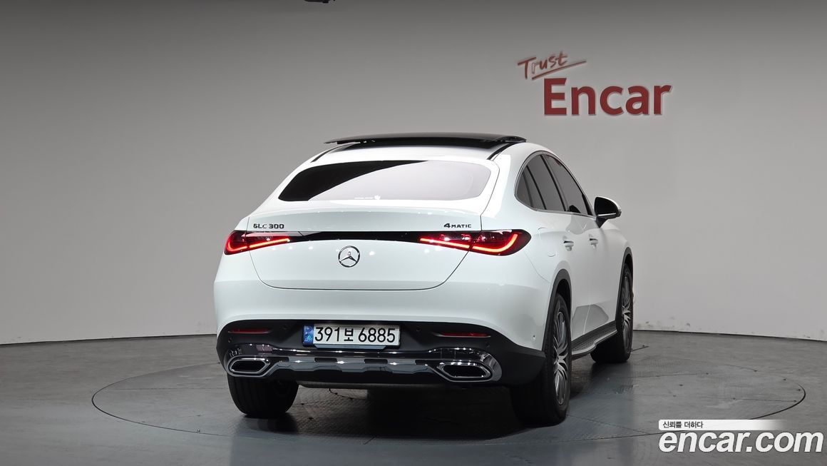 Mercedes-Benz GLC-Class 2025