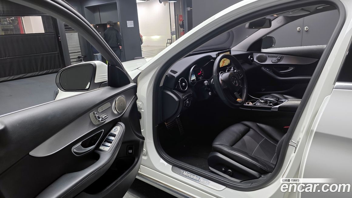 Mercedes-Benz C-Class 2017