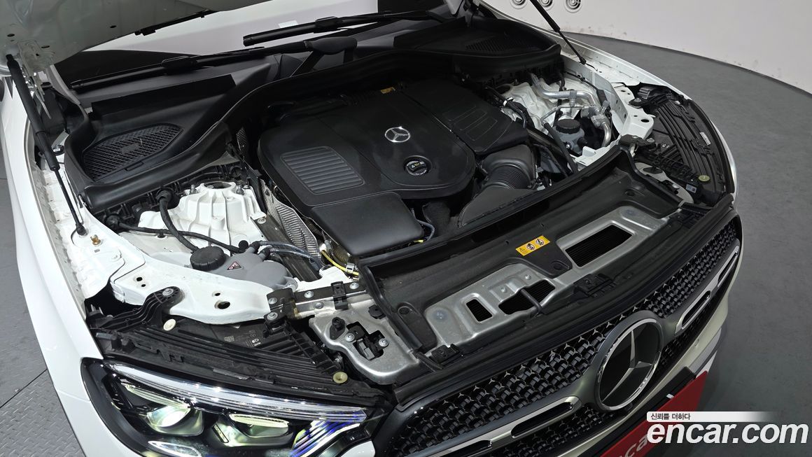 Mercedes-Benz GLC-Class 2025