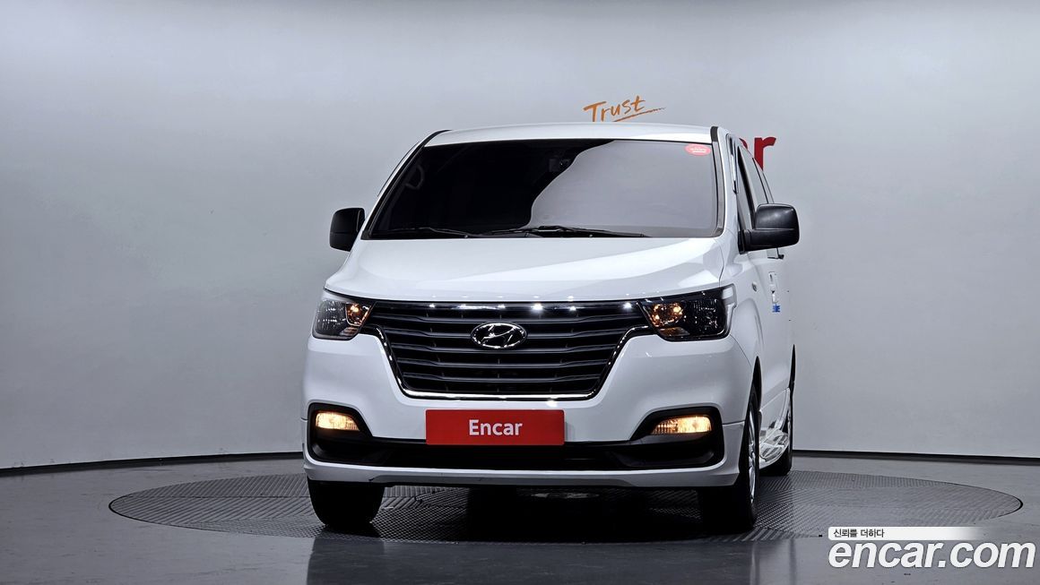 Hyundai Starex 2021