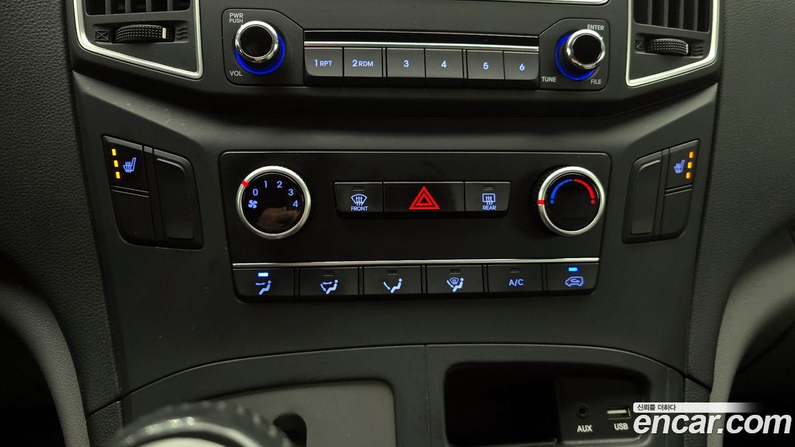 Hyundai Starex 2021