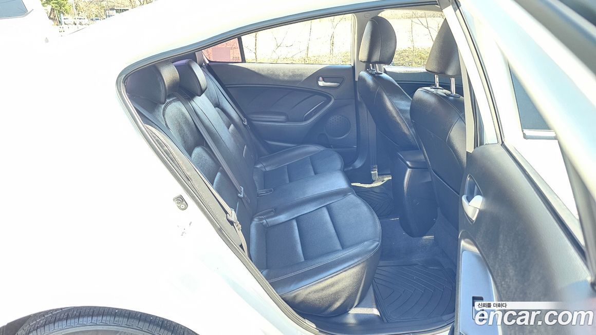 Kia K3 2015