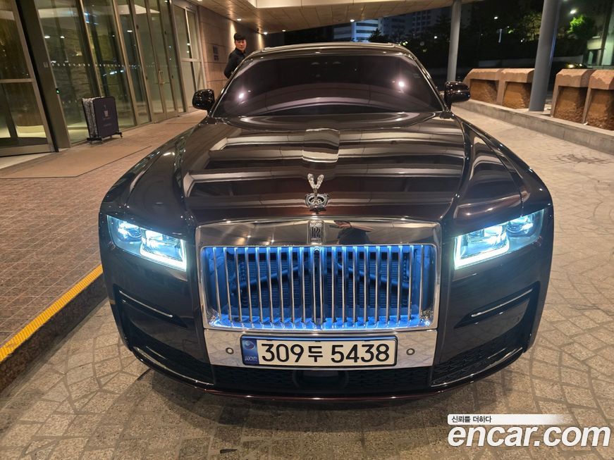 Rolls-Royce Ghost 2021