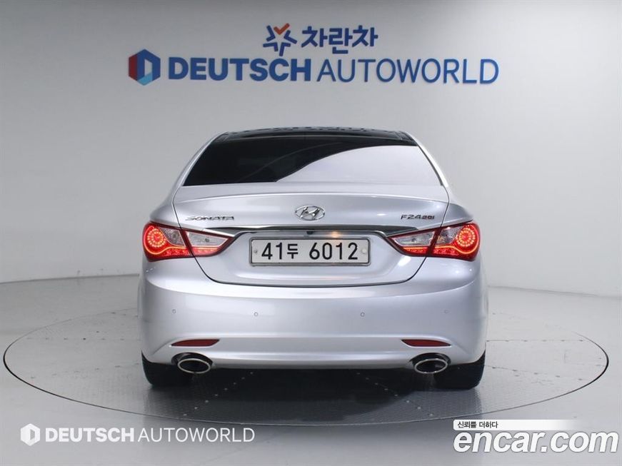 Hyundai Sonata 2010