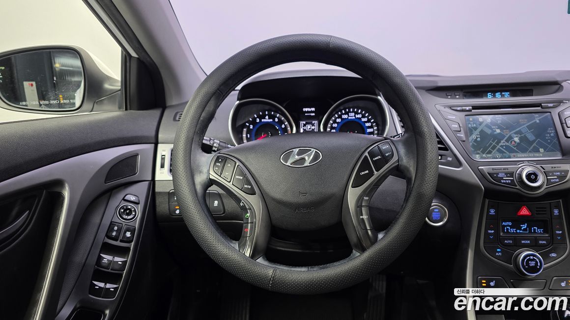 Hyundai AVANTE 2014
