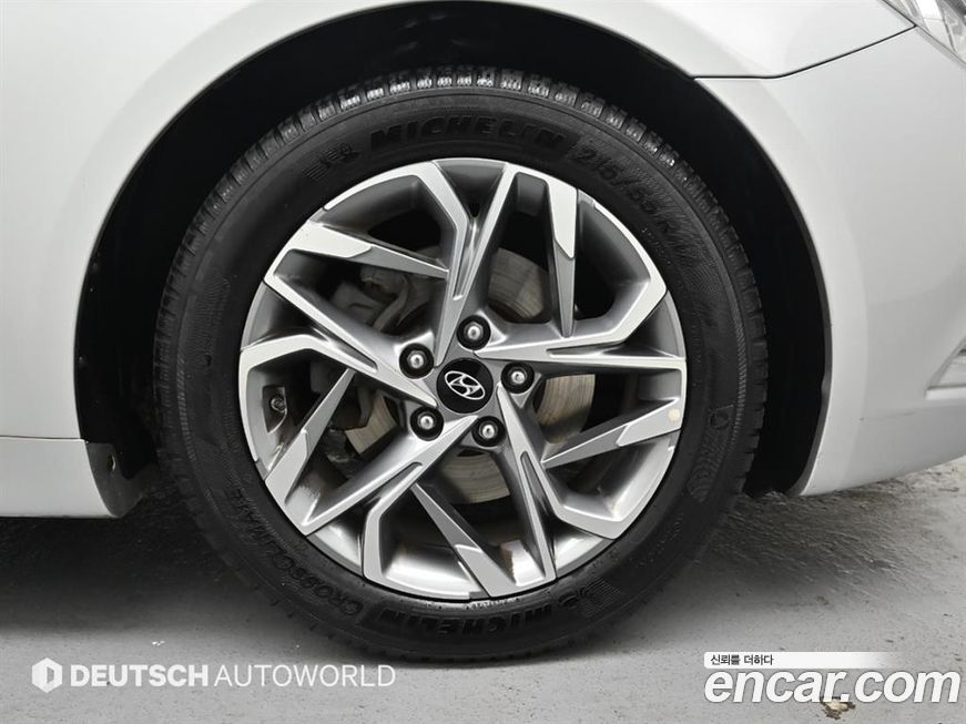 Hyundai Sonata 2010