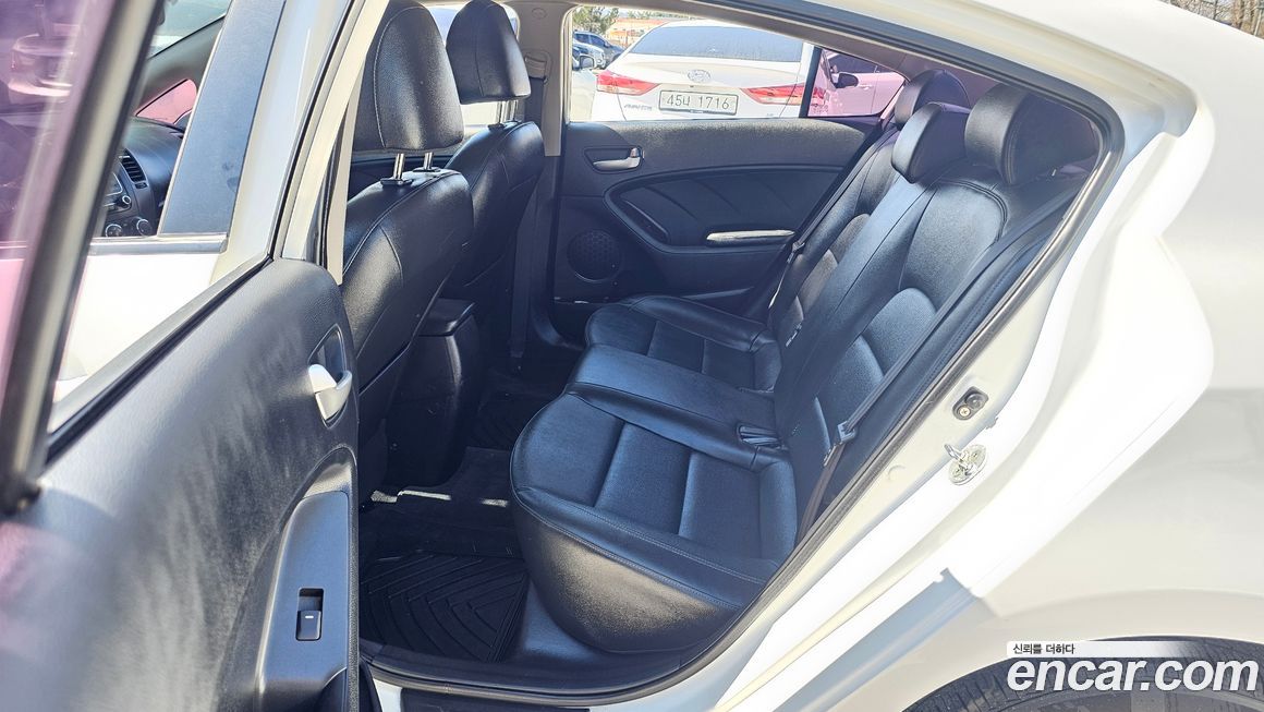 Kia K3 2015