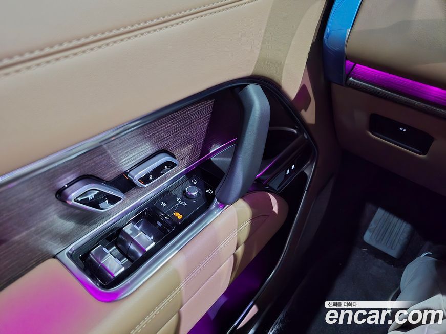 Land Rover Range Rover 2025