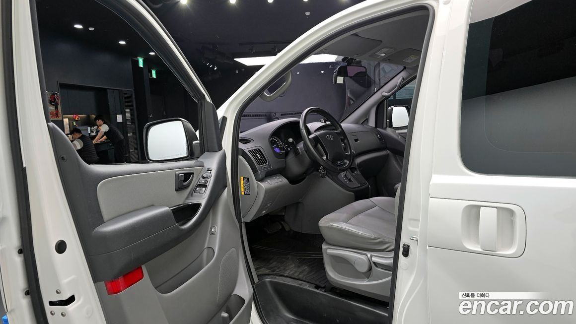 Hyundai Starex 2021