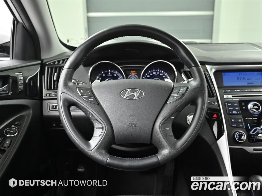 Hyundai Sonata 2010