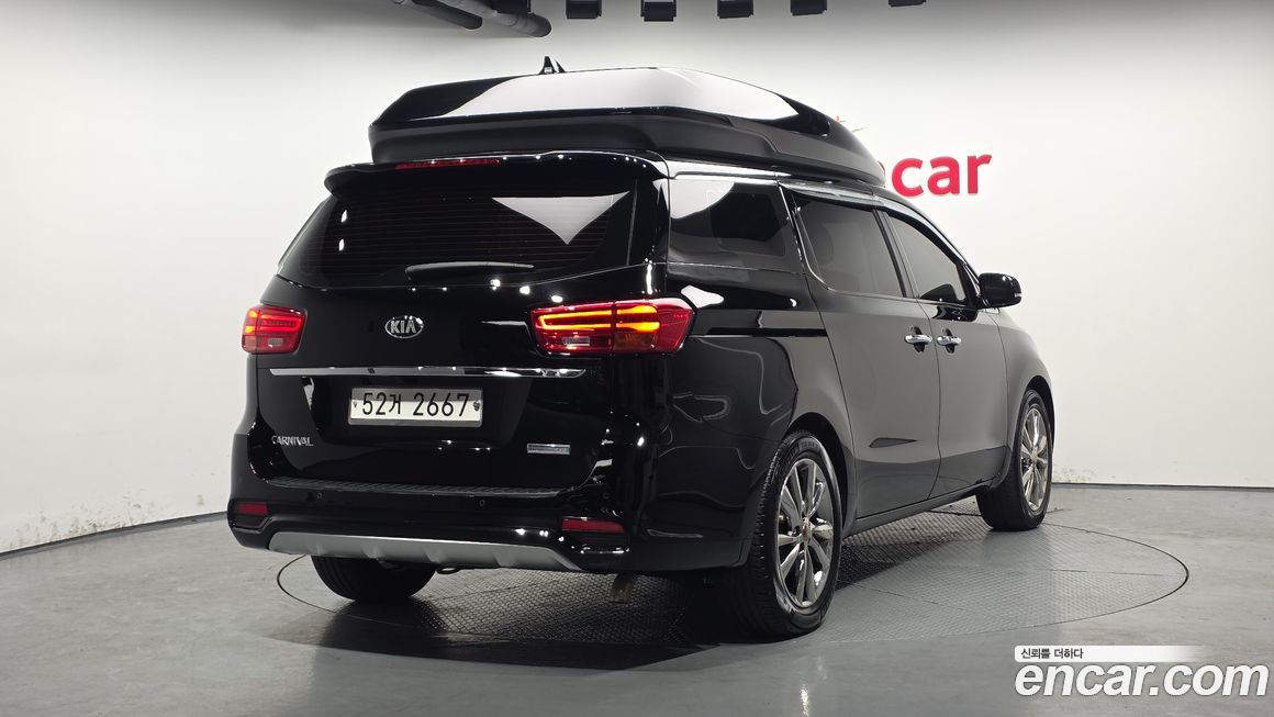 Kia Canival 2019